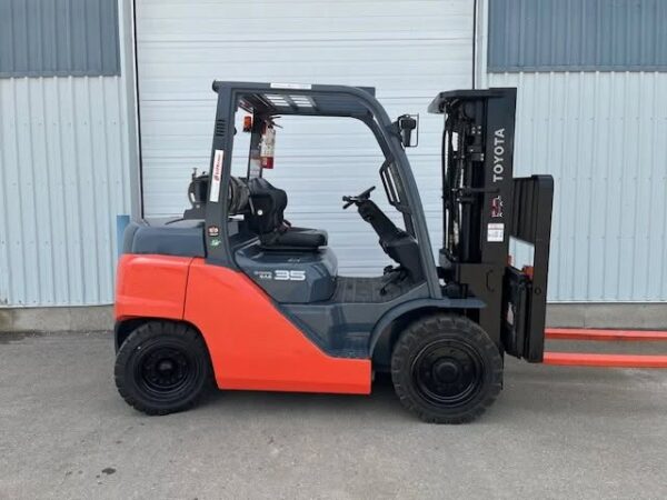 2021 TOYOTA 8FG35U FOR SALE|