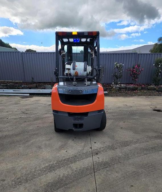 Toyota Forklift 3T Container Mast