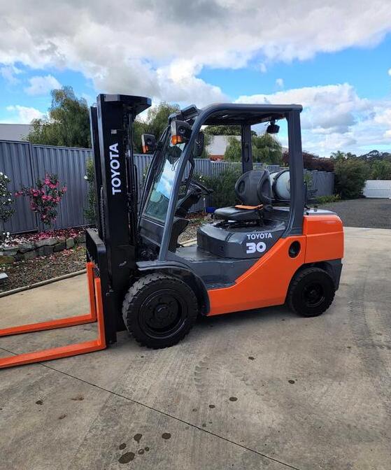 Toyota Forklift 3T Container Mast - Image 3